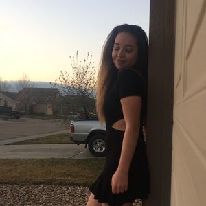 Meet your Posher, Ariel